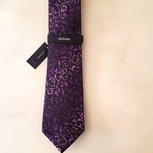 Alfani Neck Tie, 100% silk.